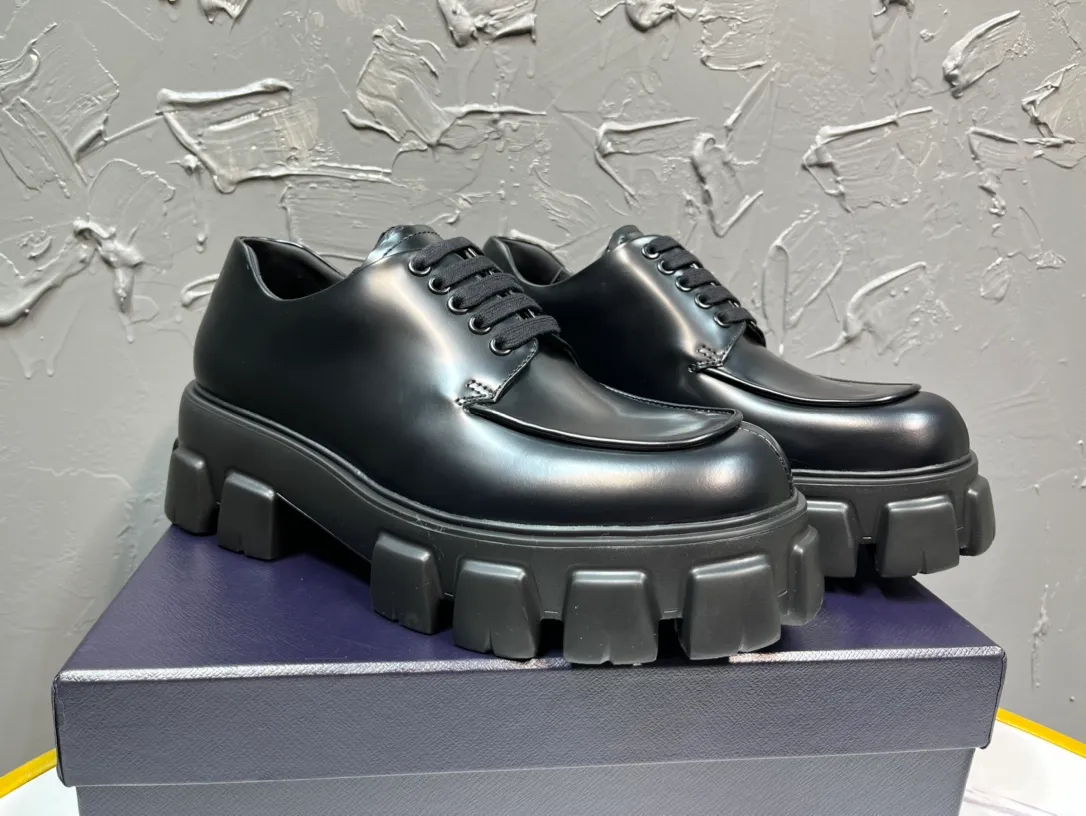 Men's shoes 💰780💰 🔥🔥🔥Upgraded version 2025 new prada Prada lace-up derby shoes l round-toe spliced ​​loafers, developed one-to-one with the original version, one-to-one private molding of the outsole, the fabric is made of imported open-edge beads, lining cowhide, foot-pad cowhide, sole height 5cm, outsole original rubber foam sole, code number 39-46